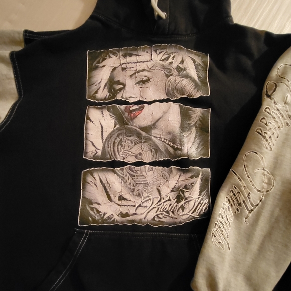 Biggie Brand Hoodie - Picture 2 of 5